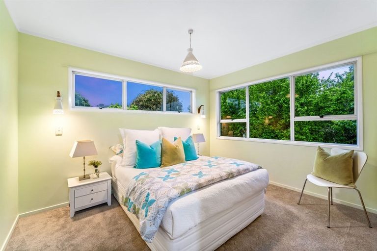 Photo of property in 55 Becroft Drive, Forrest Hill, Auckland, 0620