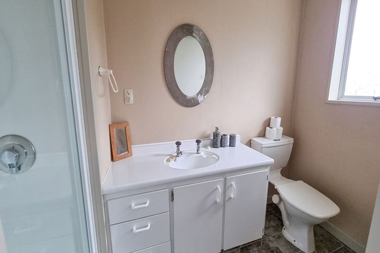 Photo of property in 239 Clyde Street, Balclutha, 9230