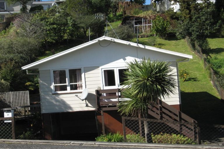 Photo of property in 32 Memorial Drive, Parahaki, Whangarei, 0112