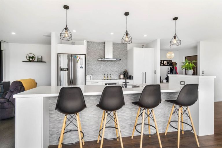 Photo of property in 76 Beaumont Drive, Rolleston, 7614