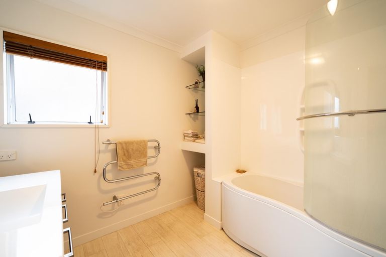 Photo of property in 28 Kingsley Street, Leamington, Cambridge, 3432