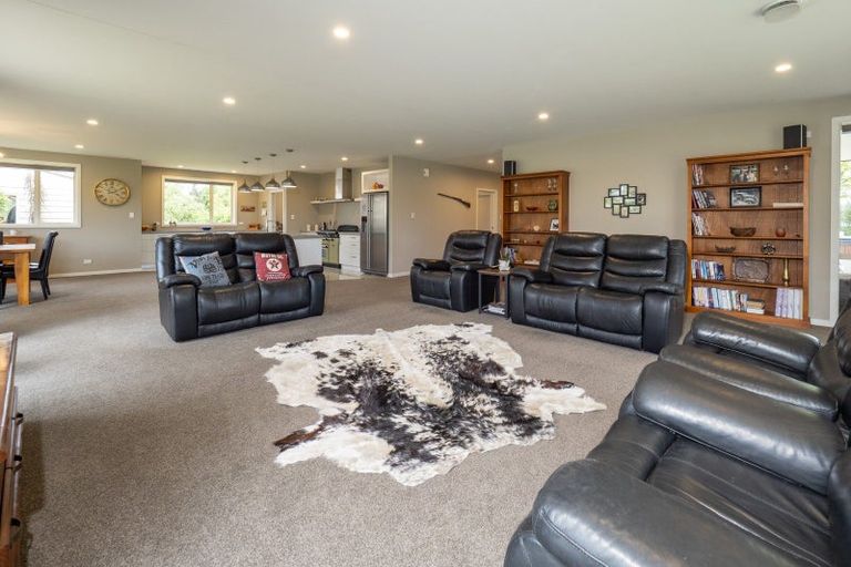 Photo of property in 128 Johnstone Street, Tinwald, Ashburton, 7774