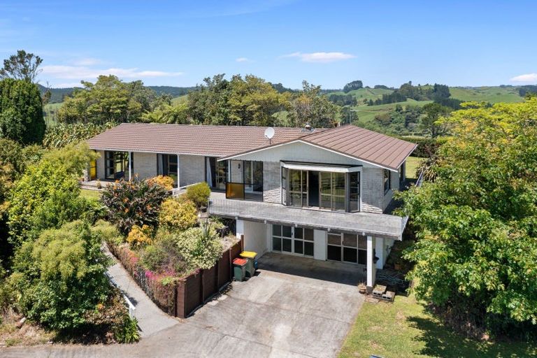 Photo of property in 783 Mangorei Road, Mangorei, New Plymouth, 4371