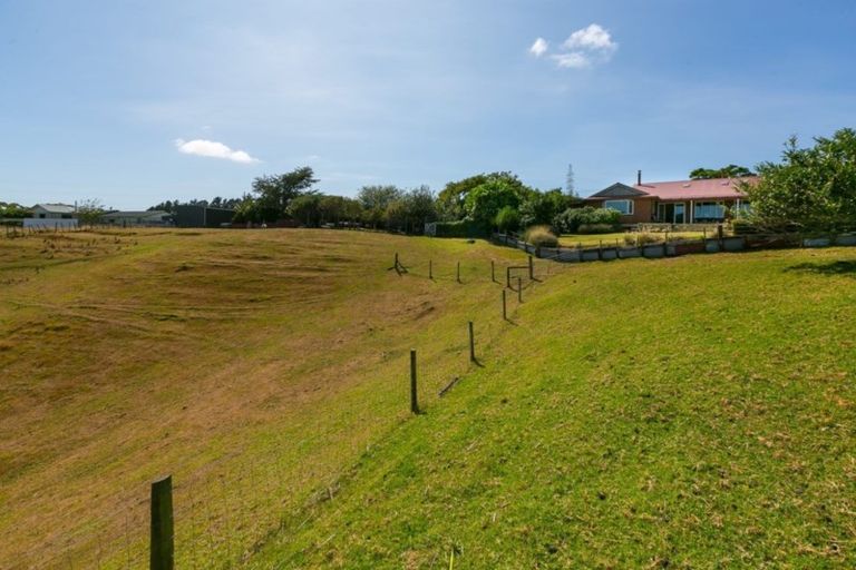 Photo of property in 636 Mangorei Road, Mangorei, New Plymouth, 4371
