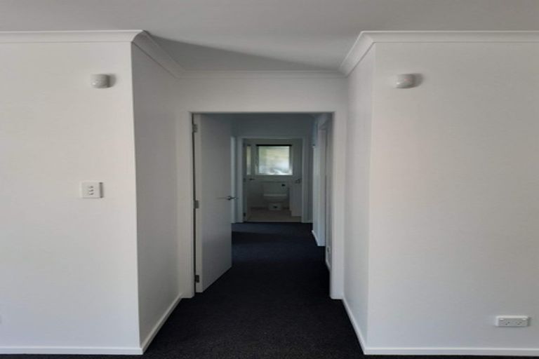 Photo of property in 33a Black Beech Street, Birchville, Upper Hutt, 5018