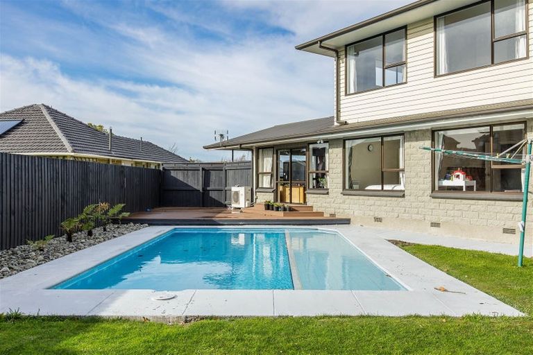 Photo of property in 23 Aileen Place, Upper Riccarton, Christchurch, 8041