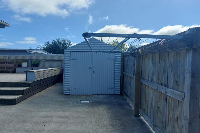 Photo of property in 571a Queen Street East, Levin, 5510