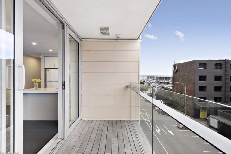 Photo of property in Monument Apartments, 3i/245 Wakefield Street, Te Aro, Wellington, 6011