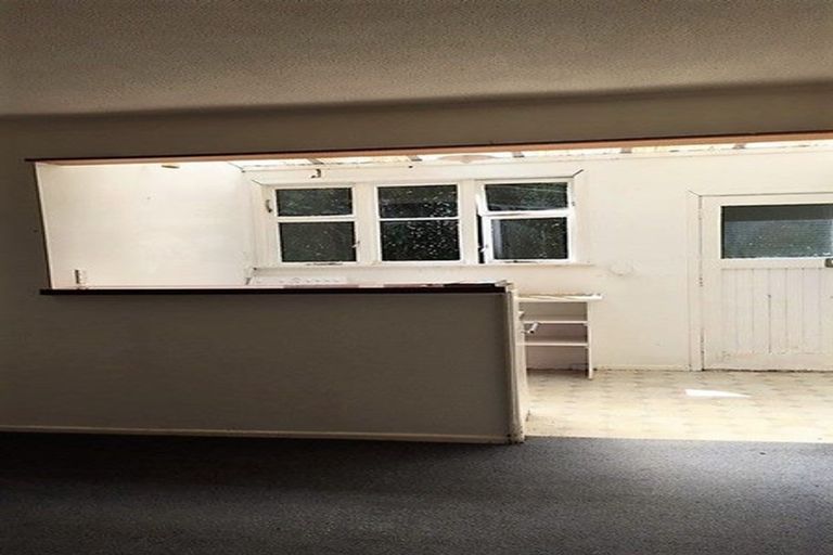 Photo of property in 341 Ohiro Road, Brooklyn, Wellington, 6021