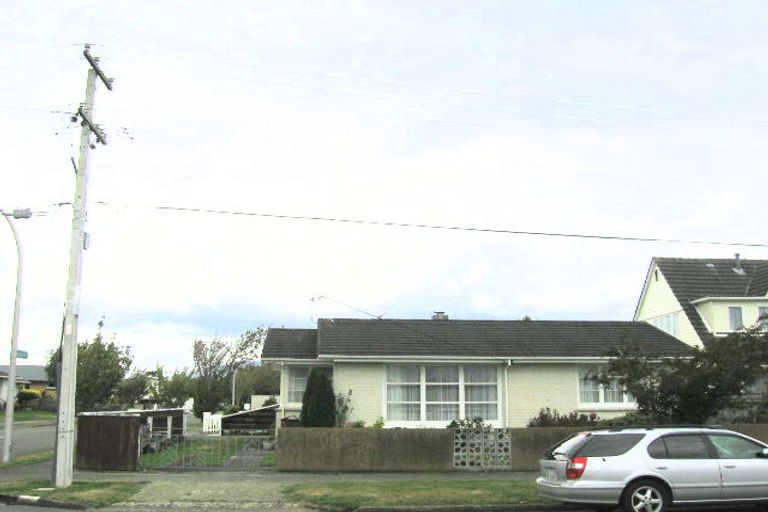 Photo of property in 5 Fraser Crescent, Elderslea, Upper Hutt, 5018