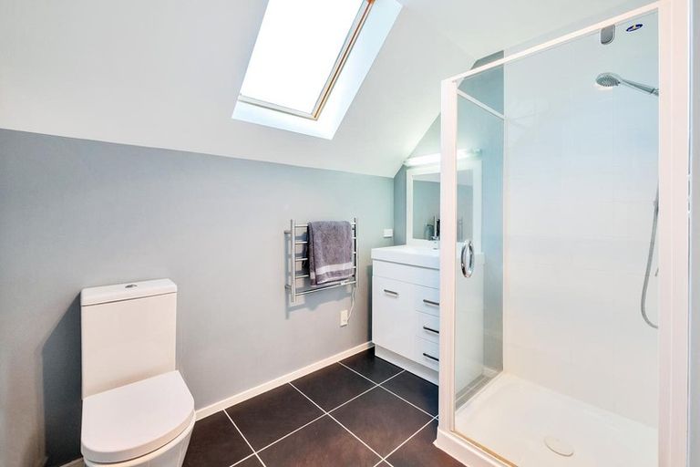 Photo of property in 11 Amberly Rise, Helensville, 0800