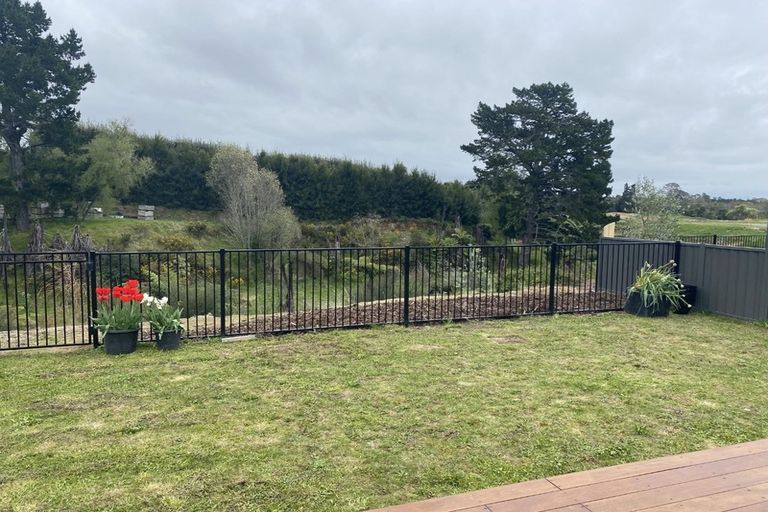 Photo of property in 3 Carriage Close, Omokoroa, 3114