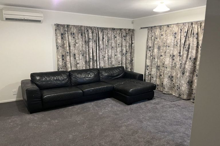 Photo of property in 7 Foundation Place, Glen Eden, Auckland, 0602