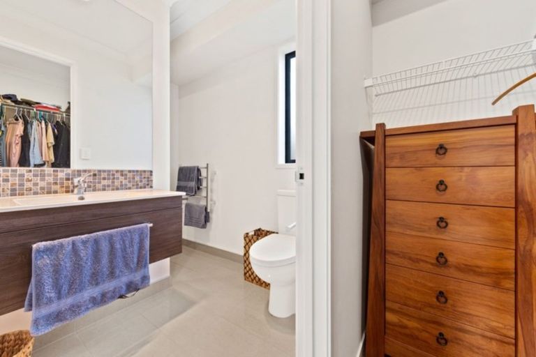 Photo of property in 23 Pyne Crescent, Pokeno, 2402