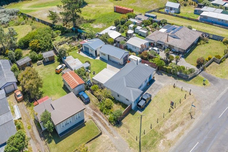 Photo of property in 78 Koputara Road, Himatangi Beach, Foxton, 4891