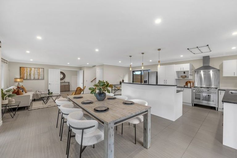 Photo of property in 22 Tui Brae, Beachlands, Auckland, 2018