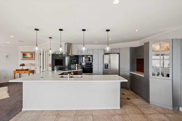 Photo of property in 152 Centennial Drive, Whitianga, 3510