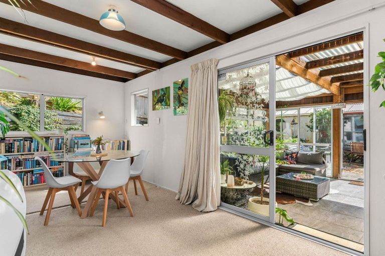 Photo of property in 12 Whangarei Heads Road, Onerahi, Whangarei, 0110