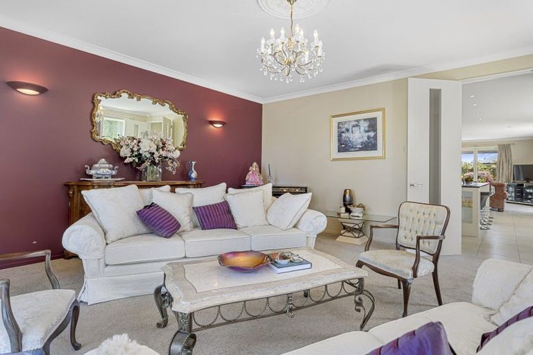 Photo of property in 11 Oakwood Drive, Rangiora, 7400