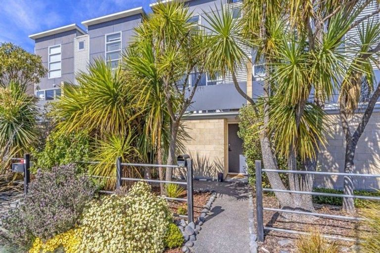 Photo of property in 140 Purchas Street, Edgeware, Christchurch, 8013