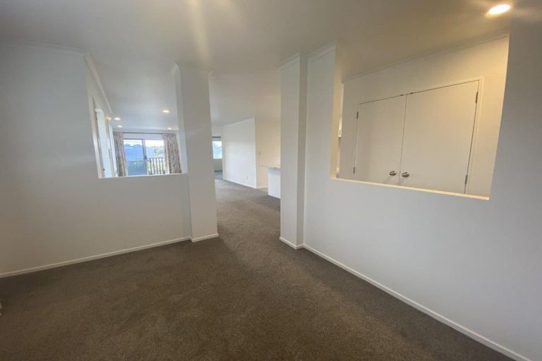 Photo of property in 30 Bay Street, Red Beach, 0932