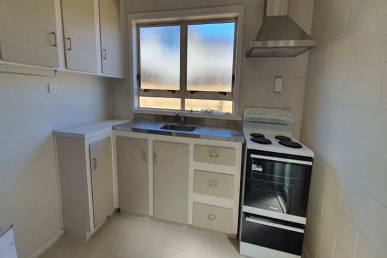 Photo of property in 33 Hayward Road, Ngatea, 3503