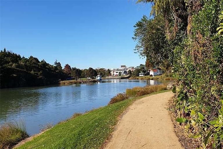 Photo of property in 34a Meachen Terrace, Waiuku, 2123