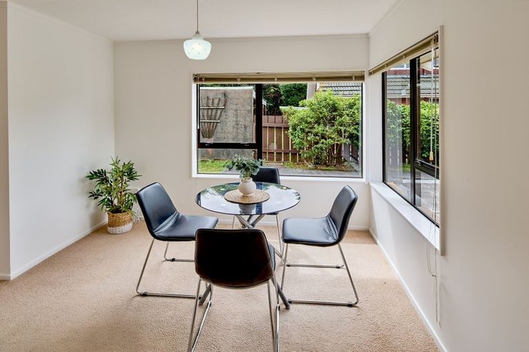 Photo of property in 219c Main Road, Tawa, Wellington, 5028