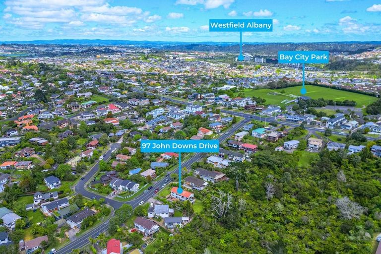 Photo of property in 97 John Downs Drive, Browns Bay, Auckland, 0630