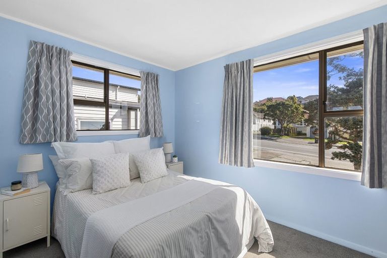 Photo of property in 111 Moorefield Road, Johnsonville, Wellington, 6037