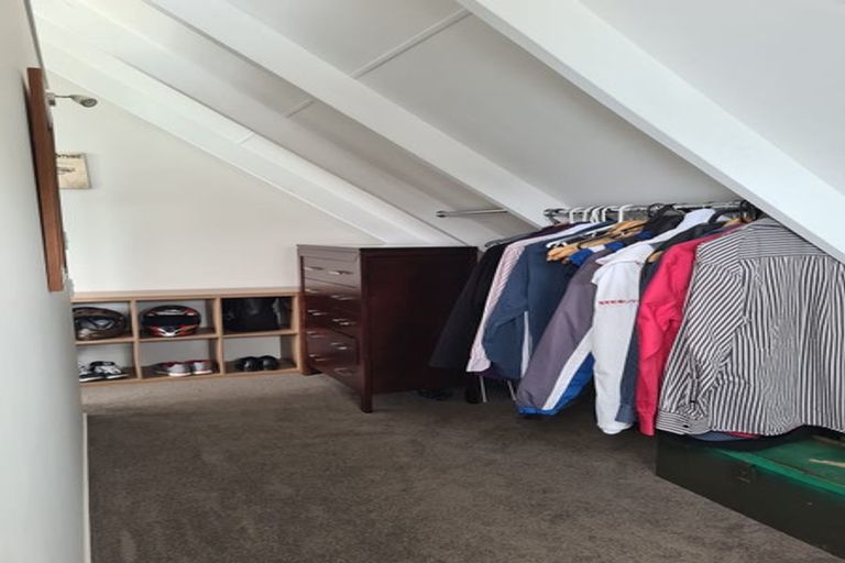 Photo of property in 20 Zita Avenue, Matakatia, Whangaparaoa, 0930