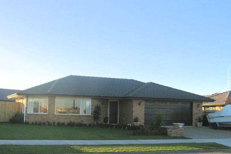 Photo of property in 16 Magellan Rise, Flagstaff, Hamilton, 3210