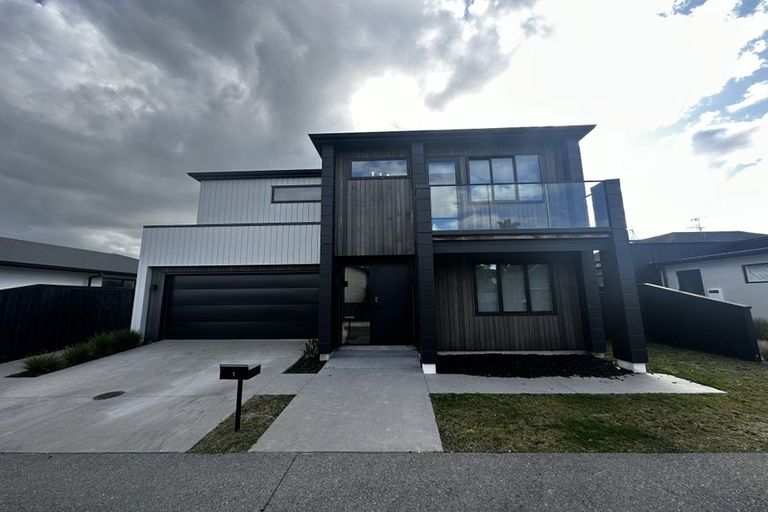 Photo of property in 1 Haneanea Way, Papamoa Beach, Papamoa, 3118