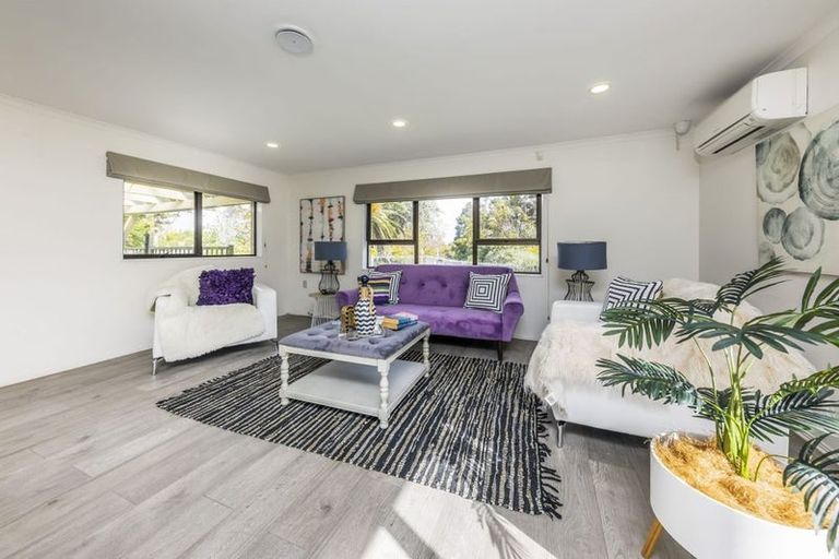 Photo of property in 32 Gracechurch Drive, Flat Bush, Auckland, 2016