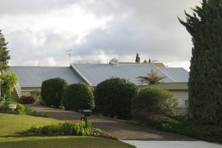 Photo of property in 4 Monique Place, Dinsdale, Hamilton, 3204