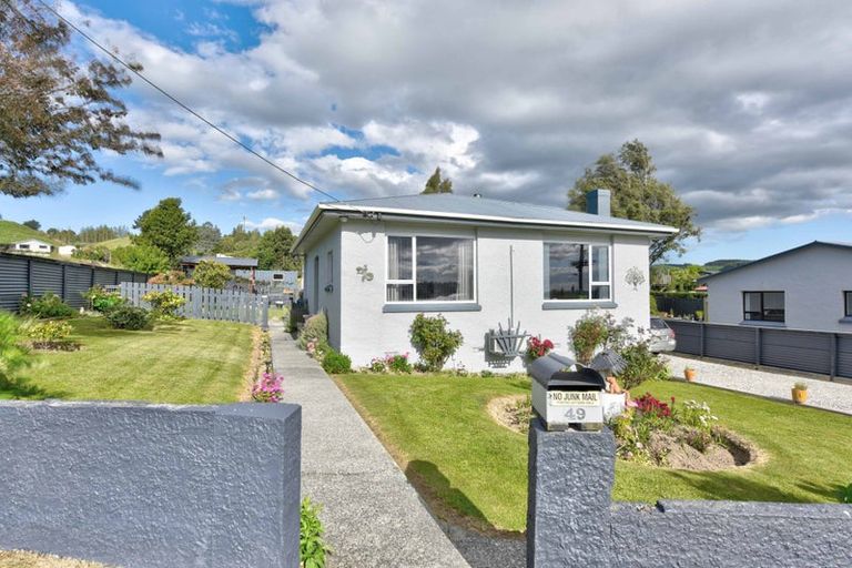 Photo of property in 49 Wentworth Street, East Gore, Gore, 9710