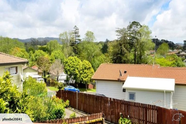 Photo of property in 1/5 Borich Road, Sunnyvale, Auckland, 0612