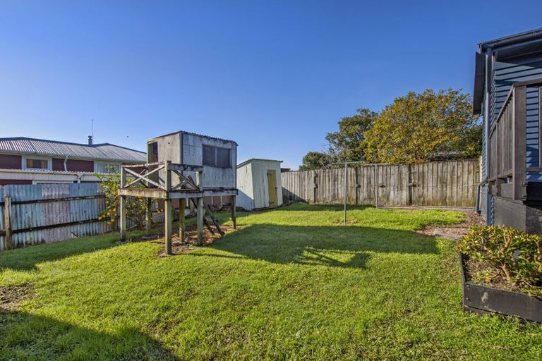 Photo of property in 43 Parore Street, Dargaville, 0310