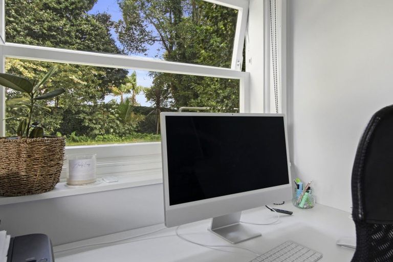 Photo of property in 2 Glen Lynne Avenue, Queenwood, Hamilton, 3210