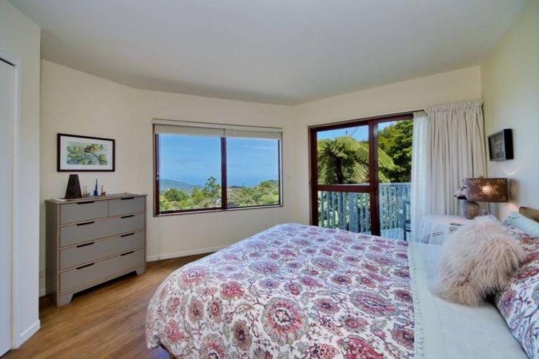 Photo of property in 6 La Trobe Track, Karekare, Auckland, 0772