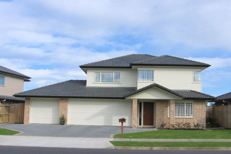 Photo of property in 119 Middlefield Drive, Flat Bush, Auckland, 2016