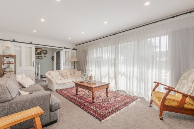 Photo of property in 1 Totara Place, Pahiatua, 4910