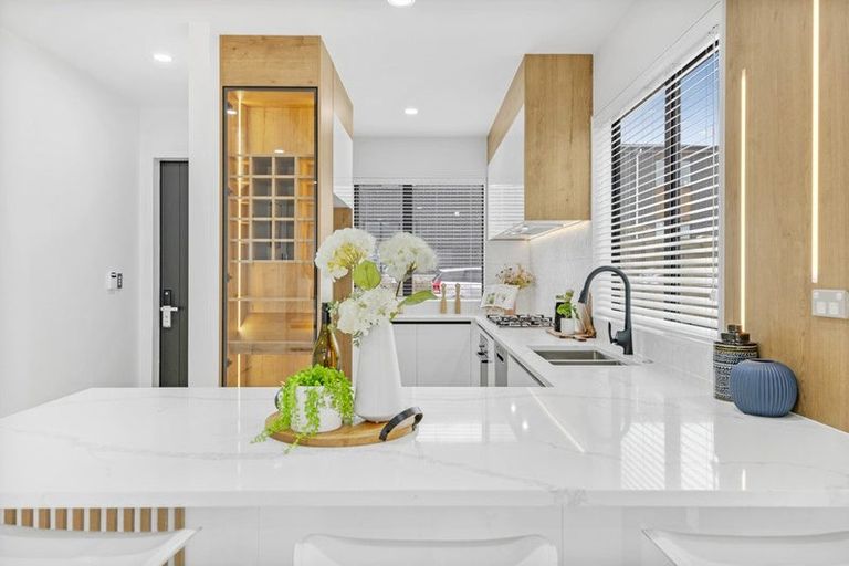 Photo of property in 4 Sagitta Drive, Flat Bush, Auckland, 2019