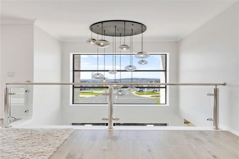 Photo of property in 29 Elevation Street, Flat Bush, Auckland, 2019