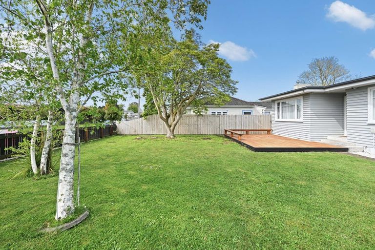 Photo of property in 26 Oxford Street, Fairfield, Hamilton, 3214