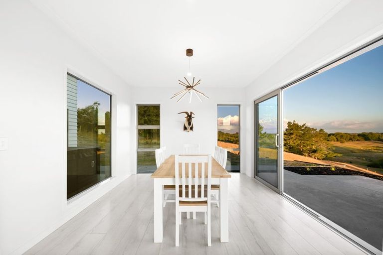 Photo of property in 112 Richards Road, Te Kowhai, Hamilton, 3288