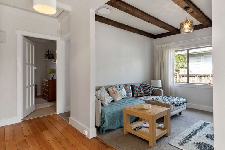 Photo of property in 2/47 Mildmay Road, Henderson, Auckland, 0610