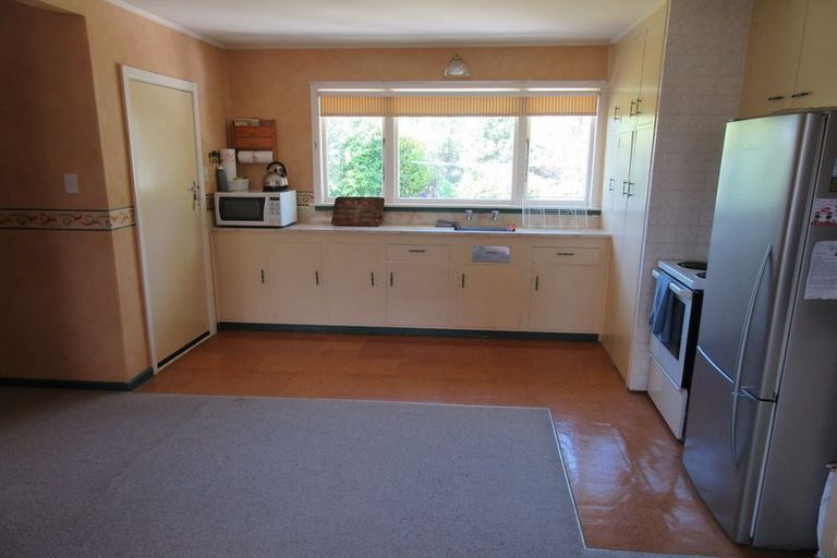Photo of property in 14 Oxford Street, Waimate, 7924