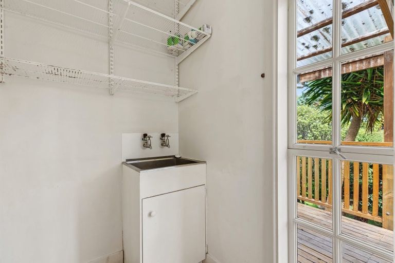 Photo of property in 28 Olivine Street, Poike, Tauranga, 3112