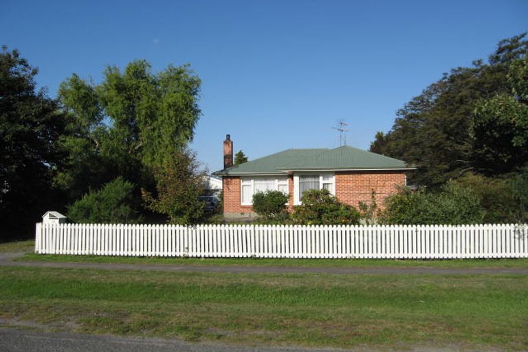 Photo of property in 12 Jackson Street, Darfield, 7510